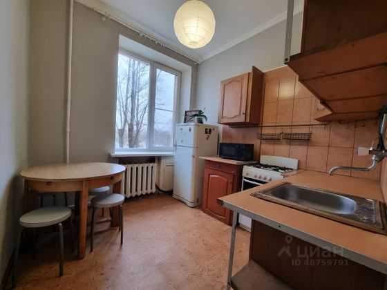 Продажа 2-комнатной квартиры 47,8 м², 2/5 этаж