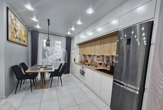 Продажа 2-комнатной квартиры 64 м², 7/13 этаж