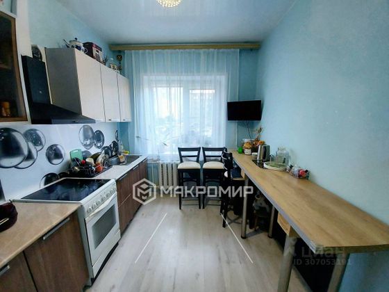 Продажа 3-комнатной квартиры 63 м², 1/9 этаж