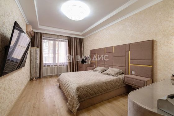 Продажа 4-комнатной квартиры 149,7 м², 2/24 этаж