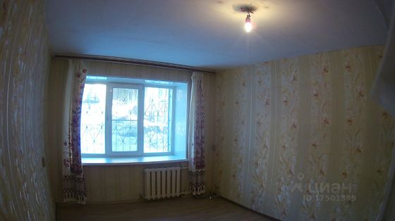 Продажа 2-комнатной квартиры 42 м², 1/5 этаж