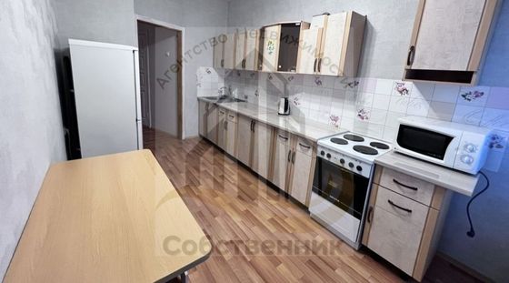 Аренда 1-комнатной квартиры 50 м², 1/16 этаж