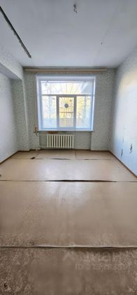 Продажа 2-комнатной квартиры 69,8 м², 1/5 этаж