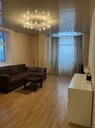 Аренда 2-комнатной квартиры 100 м², 9/18 этаж