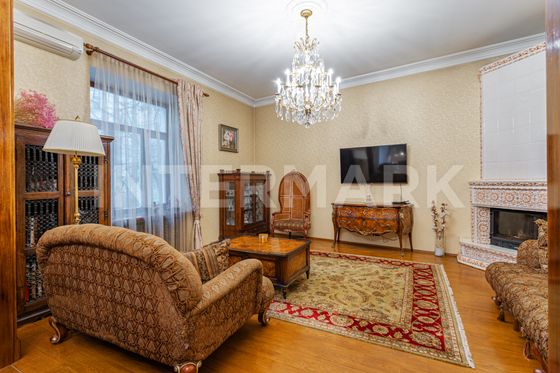 Продажа 3-комнатной квартиры 133,9 м², 2/4 этаж