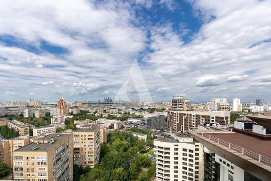 Продажа 3-комнатной квартиры 161,6 м², 3/18 этаж