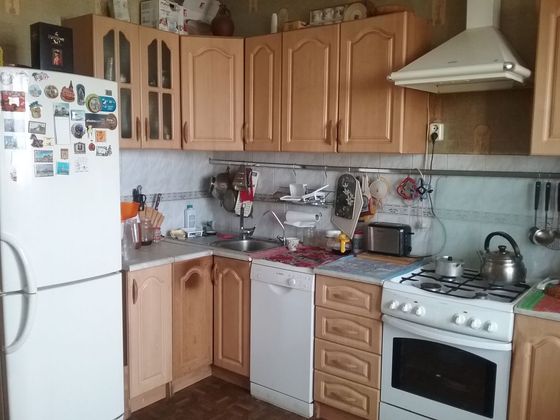 Продажа 3-комнатной квартиры 93 м², 9/9 этаж