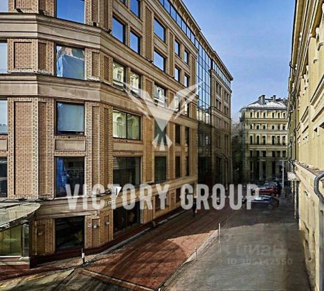 Продажа 2-комнатной квартиры 103 м², 2/5 этаж