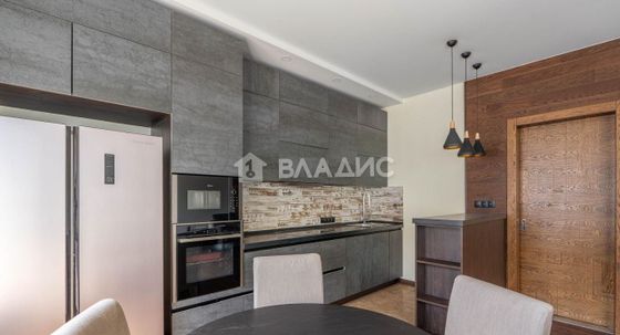 Продажа 2-комнатной квартиры 85 м², 6/18 этаж