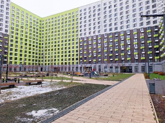 Продажа 3-комнатной квартиры 67 м², 1/25 этаж