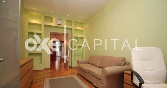 Продажа 3-комнатной квартиры 92 м², 2/8 этаж