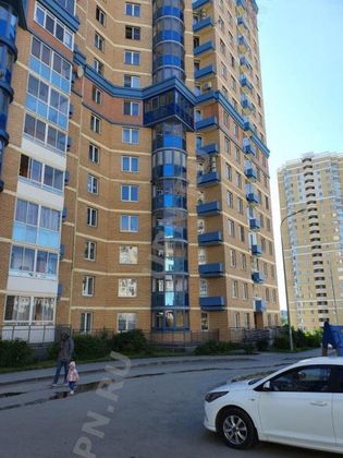 Продажа 2-комнатной квартиры 70 м², 14/27 этаж