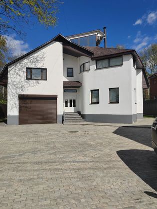 Аренда дома, 470 м², с участком 20 соток