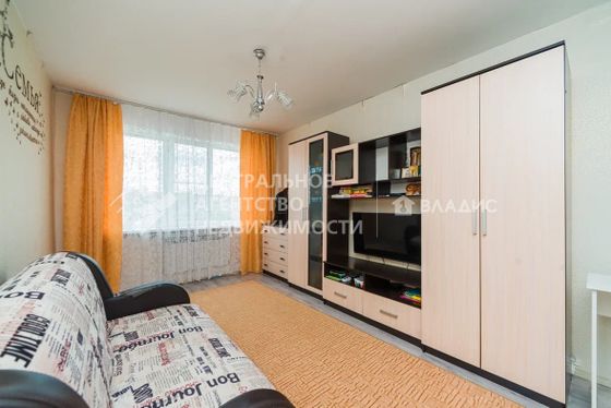 Продажа 3-комнатной квартиры 64,3 м², 9/9 этаж