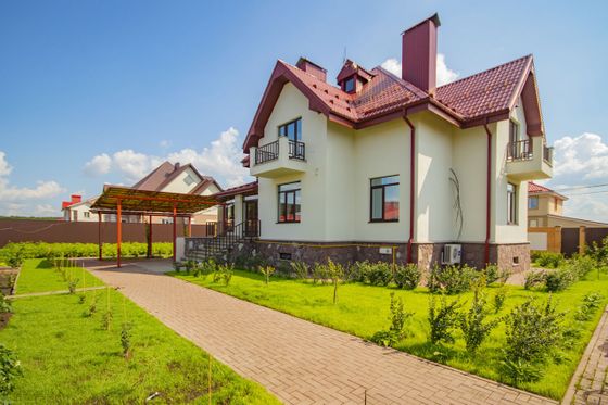 Продажа дома, 427 м², с участком 20 соток