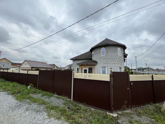 Продажа дома, 244 м², с участком 8,5 сотки