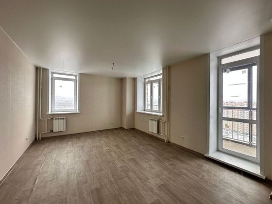 Продажа 3-комнатной квартиры 64,5 м², 17/27 этаж