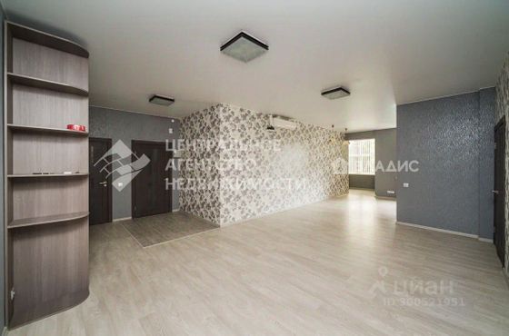 Продажа 3-комнатной квартиры 140 м², 2/5 этаж