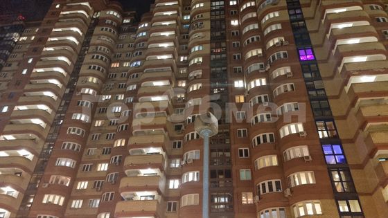 Продажа 2-комнатной квартиры 60,3 м², 14/21 этаж