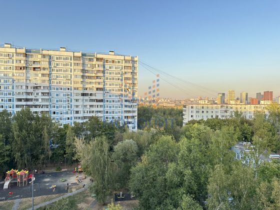 Продажа 3-комнатной квартиры 61 м², 9/9 этаж