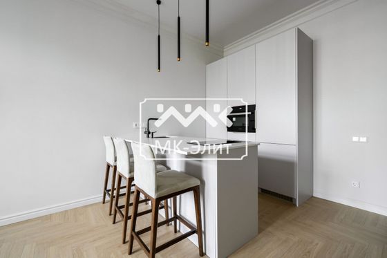 Продажа 2-комнатной квартиры 70 м², 8/12 этаж