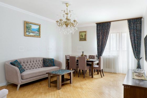 Продажа 3-комнатной квартиры 135,5 м², 5/6 этаж