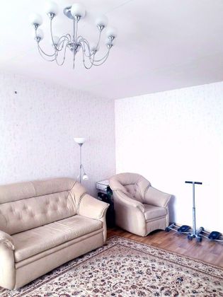 Продажа 2-комнатной квартиры 60 м², 1/9 этаж