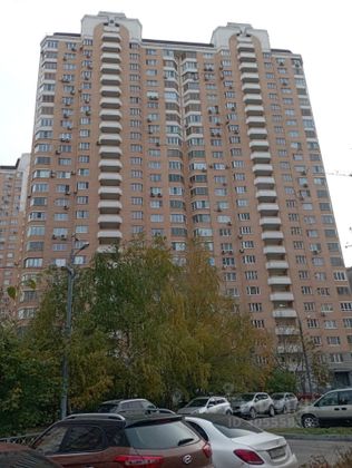 Продажа 3-комнатной квартиры 90 м², 8/25 этаж