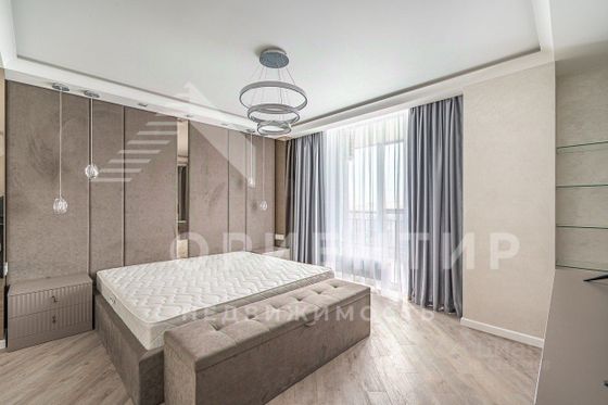 Продажа 3-комнатной квартиры 125 м², 23/37 этаж