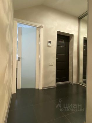 Продажа 3-комнатной квартиры 104 м², 3/3 этаж