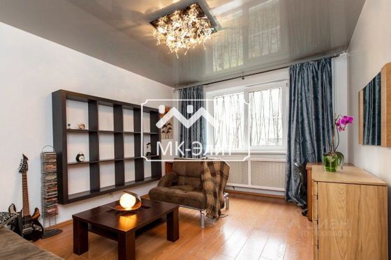 Продажа 2-комнатной квартиры 55 м², 1/12 этаж