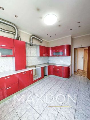 Продажа 2-комнатной квартиры 77 м², 4/6 этаж