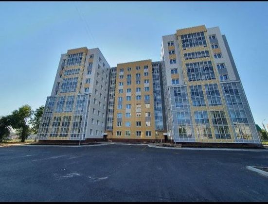 Продажа 2-комнатной квартиры 61 м², 1/9 этаж