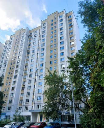 Продажа 2-комнатной квартиры 53 м², 13/17 этаж