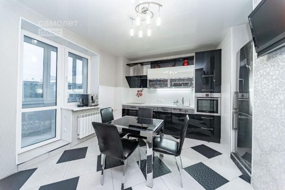 Продажа 3-комнатной квартиры 83,2 м², 2/25 этаж