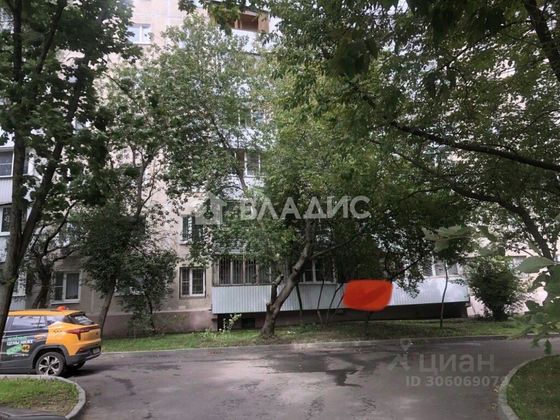 Продажа 3-комнатной квартиры 65 м², 1/9 этаж