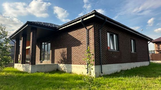 Продажа дома, 155 м², с участком 6 соток