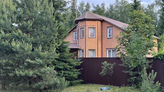 Продажа дома, 178 м², с участком 21 сотка