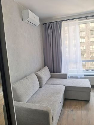 Аренда квартиры-студии 30 м², 14/27 этаж