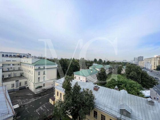 Продажа 4-комнатной квартиры 176 м², 6/9 этаж