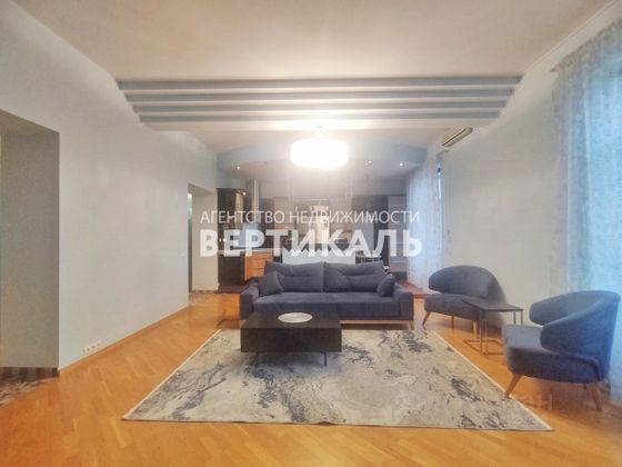 Аренда 4-комнатной квартиры 130 м², 3/8 этаж