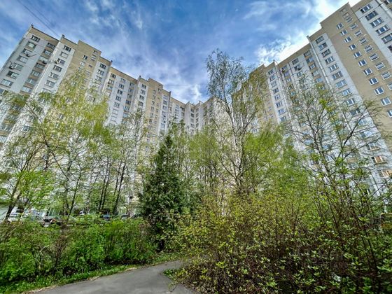 Продажа 2-комнатной квартиры 60 м², 11/17 этаж