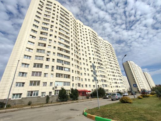 Продажа 2-комнатной квартиры 63,8 м², 2/17 этаж