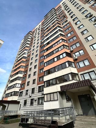 Продажа 3-комнатной квартиры 60 м², 8/19 этаж