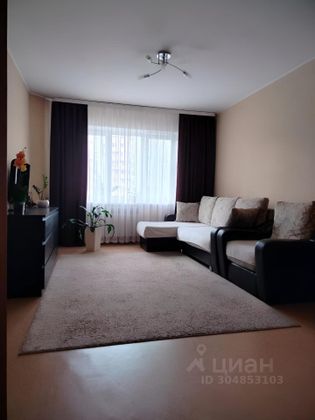 Продажа 3-комнатной квартиры 65 м², 2/10 этаж