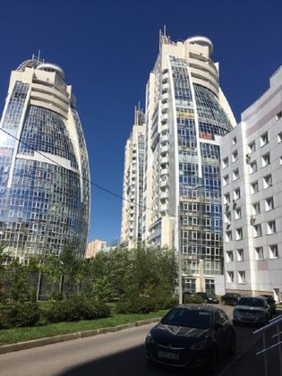 Продажа 3-комнатной квартиры 101,2 м², 20/21 этаж