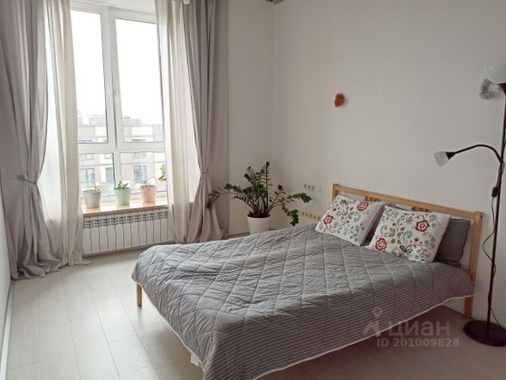 Продажа 2-комнатной квартиры 56 м², 10/12 этаж