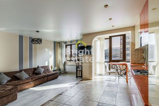 Продажа 2-комнатной квартиры 66,5 м², 1/5 этаж