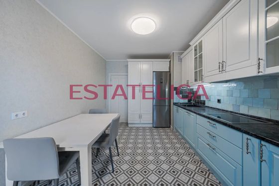 Продажа 2-комнатной квартиры 64 м², 22/24 этаж