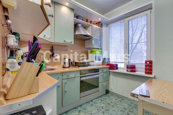 Продажа 2-комнатной квартиры 45 м², 2/5 этаж